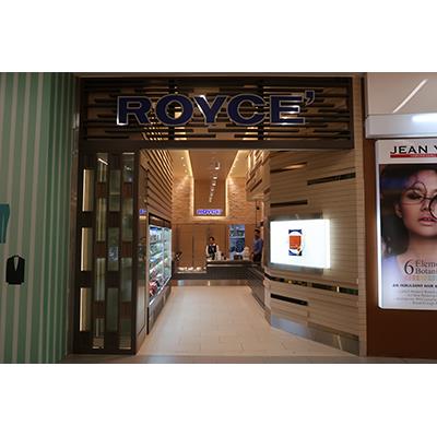 Royce' Shopfront